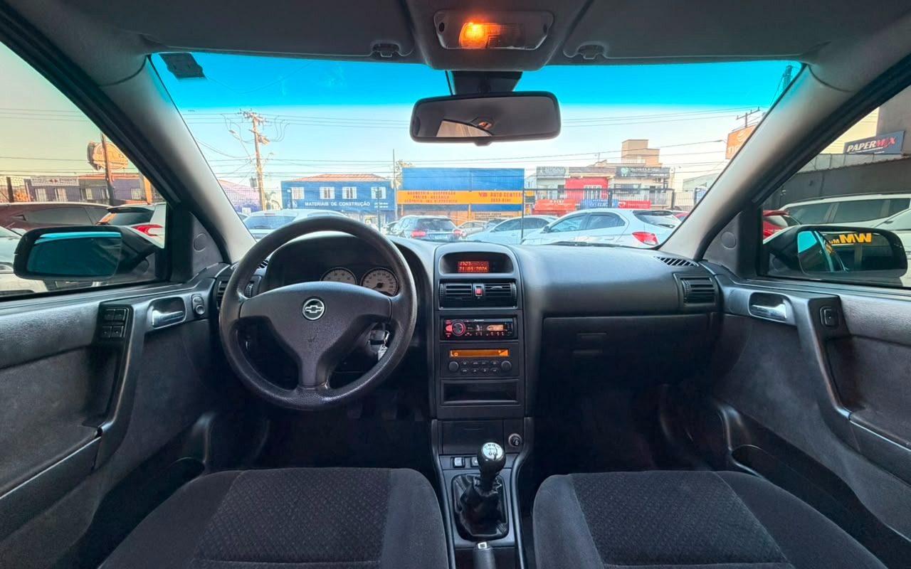 imagem-https://www.socarrao.com.br/sc-vehicle-images-prod/3408693/1787580946814-V2hhdHNBcHAgSW1hZ2UgMjAyNi0wOC0yNCBhdCAxMC4zMy4wOS5qcGVn.jpeg