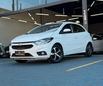 Chevrolet Onix 2019 Branco — foto 1 de 3