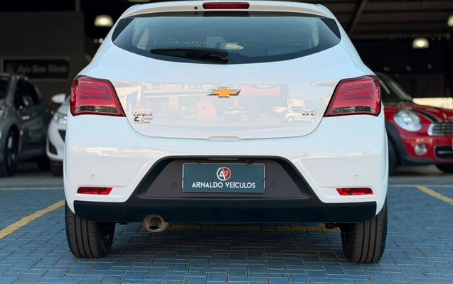 imagem-https://www.socarrao.com.br/sc-vehicle-images-prod/3408760/1787581132188-gb-eda5c83.jpeg