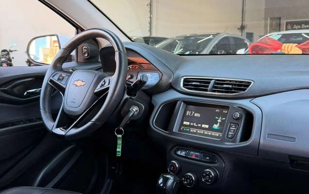 imagem-https://www.socarrao.com.br/sc-vehicle-images-prod/3408760/1787581132190-gb-70357a9.jpeg