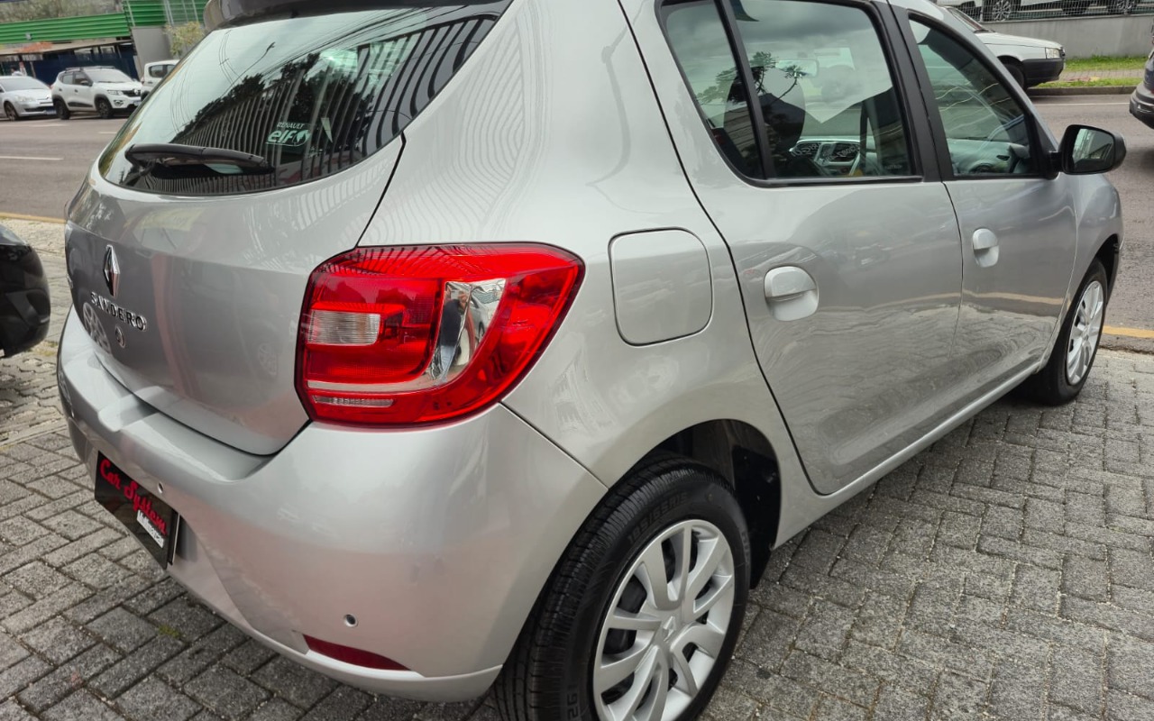 imagem-https://www.socarrao.com.br/sc-vehicle-images-prod/3408766/1787676670575-NC5qcGc.jpg
