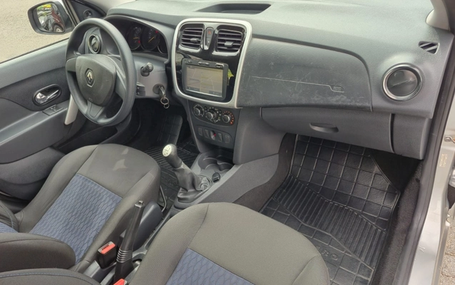 imagem-https://www.socarrao.com.br/sc-vehicle-images-prod/3408766/1787676671167-MTAuanBn.jpg