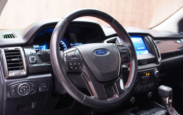 imagem-https://www.socarrao.com.br/sc-vehicle-images-prod/3408938/1787675604392-gb-68e23a2.jpg