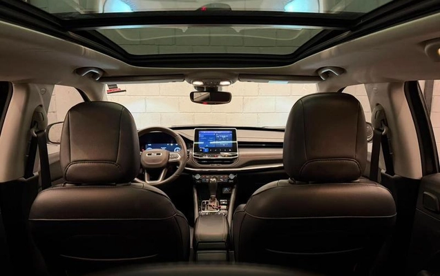 imagem-https://www.socarrao.com.br/sc-vehicle-images-prod/3408975/1787581639753-8392254_15_B_75d5252421.jpeg