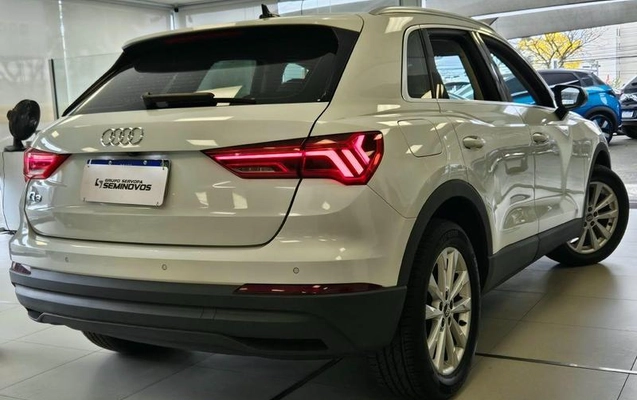 imagem-https://www.socarrao.com.br/sc-vehicle-images-prod/3409288/1787582176800-8409783_6_B_d37568c8c0.jpeg