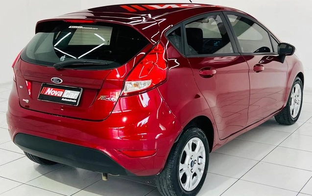 imagem-https://www.socarrao.com.br/sc-vehicle-images-prod/3409513/1789649329227-8409350_7_B_500e3bc5bb.jpeg