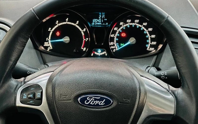 imagem-https://www.socarrao.com.br/sc-vehicle-images-prod/3409513/1789649329236-8409350_15_B_8968392e64.jpeg