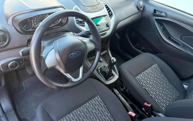 imagem-https://www.socarrao.com.br/sc-vehicle-images-prod/3409531/1788531880842-8409666_7_B_02bffbd167.jpeg