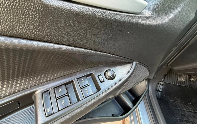 imagem-https://www.socarrao.com.br/sc-vehicle-images-prod/3409540/1787582761028-ac7d4f380d86486a9e013038a70ad17c_1787582264878.jpg