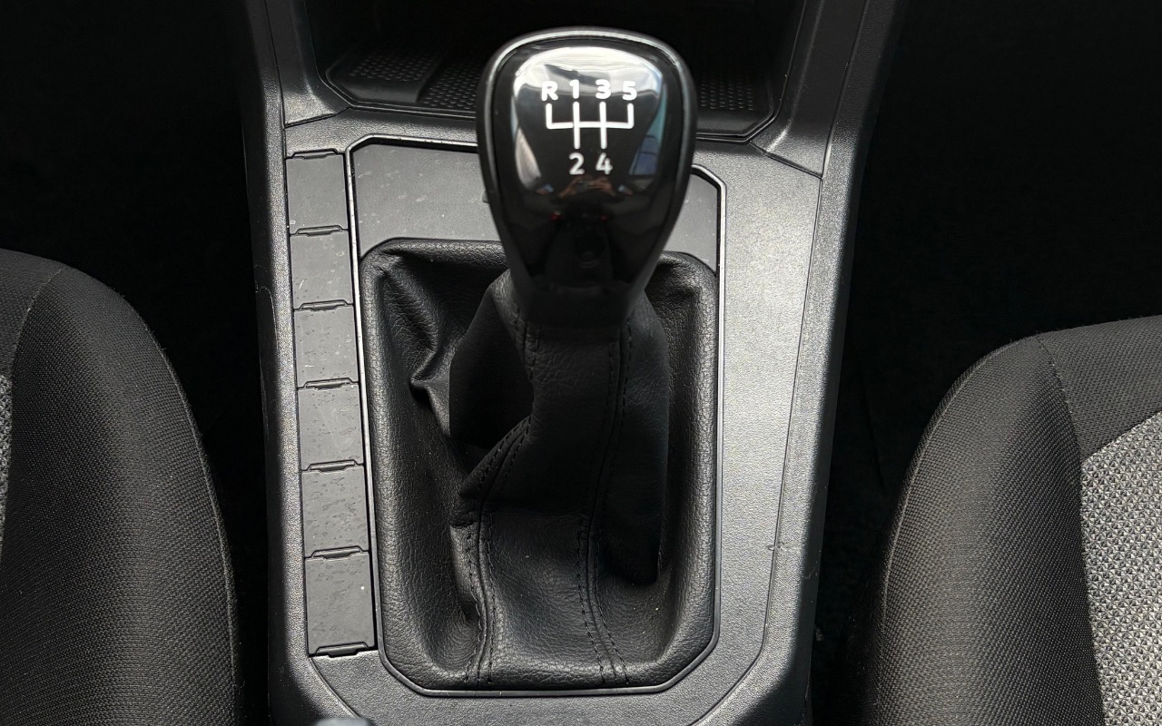 imagem-https://www.socarrao.com.br/sc-vehicle-images-prod/3409891/1787583386582-MTIxZDE5Y2QtOGRlNC00NjAwLTlkODAtNWRjNTdmMWFiM2EzLmpwZWc.jpeg