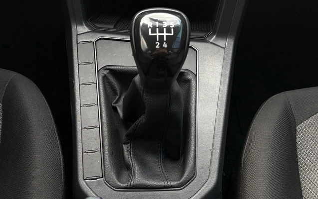 imagem-https://www.socarrao.com.br/sc-vehicle-images-prod/3409891/1787583386582-MTIxZDE5Y2QtOGRlNC00NjAwLTlkODAtNWRjNTdmMWFiM2EzLmpwZWc.jpeg