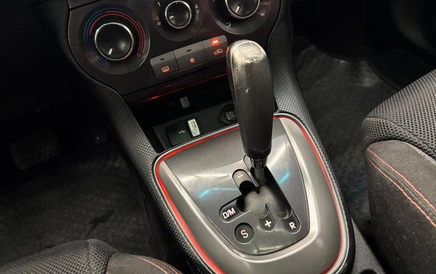 imagem-https://www.socarrao.com.br/sc-vehicle-images-prod/3410084/1787753062859-8378480_22_B_a175bbb5c2.jpeg
