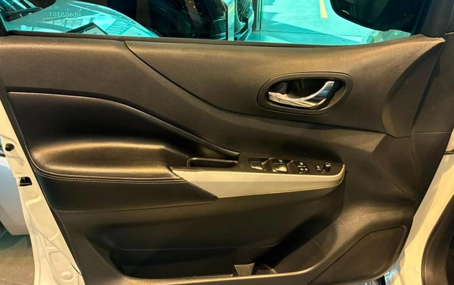 imagem-https://www.socarrao.com.br/sc-vehicle-images-prod/3410550/1789567085764-8410142_8_B_bdb8782bad.jpeg