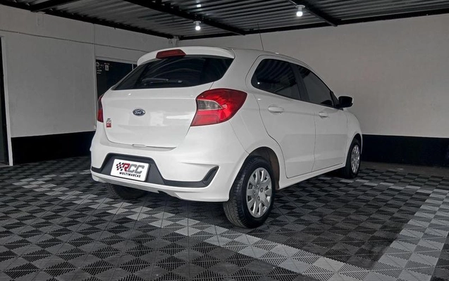imagem-https://www.socarrao.com.br/sc-vehicle-images-prod/3410752/1788627995232-8403743_0_B_ce0d379ad8.jpeg