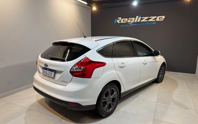 imagem-https://www.socarrao.com.br/sc-vehicle-images-prod/3411004/1787587471398-003_e3ed6ebe59a4fda08b0144c70e7099cb.jpeg