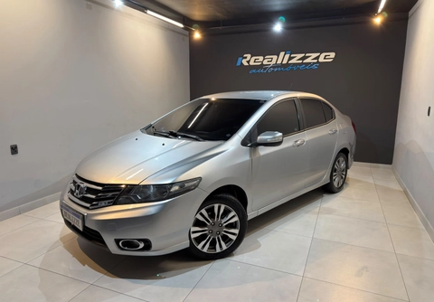 Honda City 2013 Prata — foto 1 de 3
