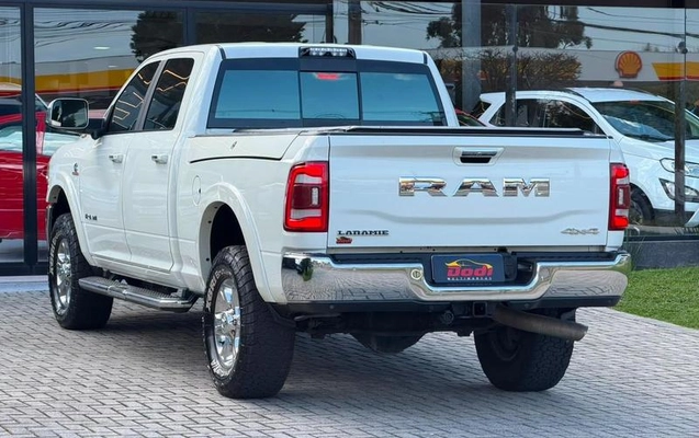 imagem-https://www.socarrao.com.br/sc-vehicle-images-prod/3411465/1789051657274-8397486_0_B_82aa20a37b.jpeg