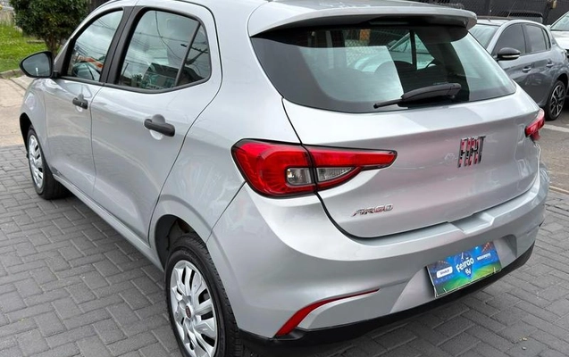 imagem-https://www.socarrao.com.br/sc-vehicle-images-prod/3411779/1787589601691-8352930_5_B_8340ce4873.jpeg