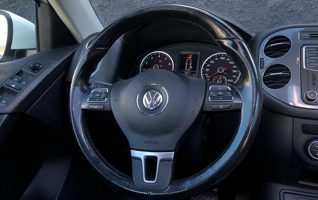 imagem-https://www.socarrao.com.br/sc-vehicle-images-prod/3411787/1787921535165-7462085_9_B_03cbd2ec19.jpeg