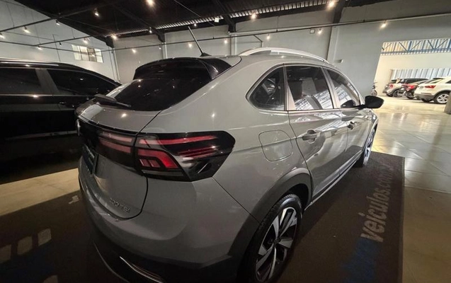 imagem-https://www.socarrao.com.br/sc-vehicle-images-prod/3411820/1789650111887-8405187_3_B_2567f077e8.jpeg