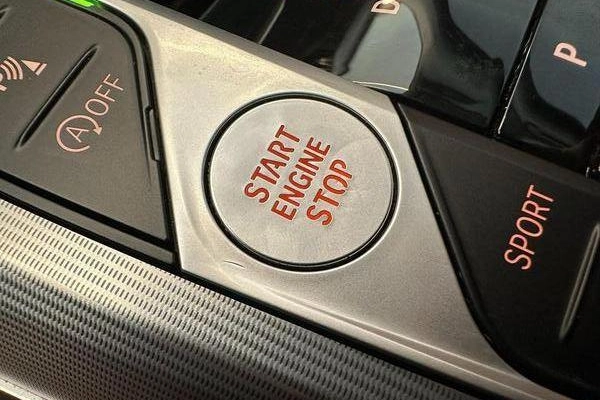imagem-https://www.socarrao.com.br/sc-vehicle-images-prod/3412185/1789064722950-8217461_17_B_035cc73d9b.jpeg