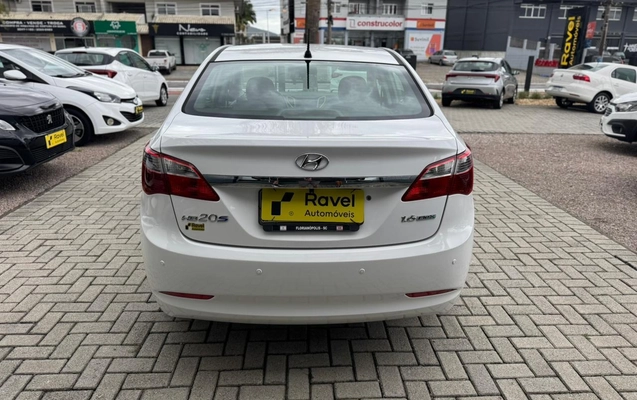 imagem-https://www.socarrao.com.br/sc-vehicle-images-prod/3412277/1788357217000-003_ee1fdba8570fdb8d23459a41f26d16fe.jpeg