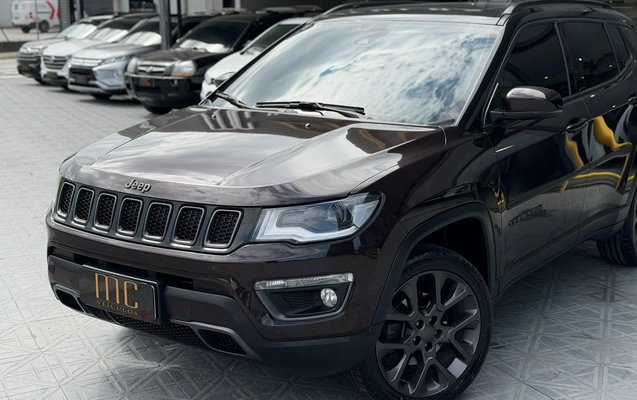 imagem-https://www.socarrao.com.br/sc-vehicle-images-prod/3412281/1787591557621-003_0b0b34b87901bfef53ba0bbc77995dd4.jpeg