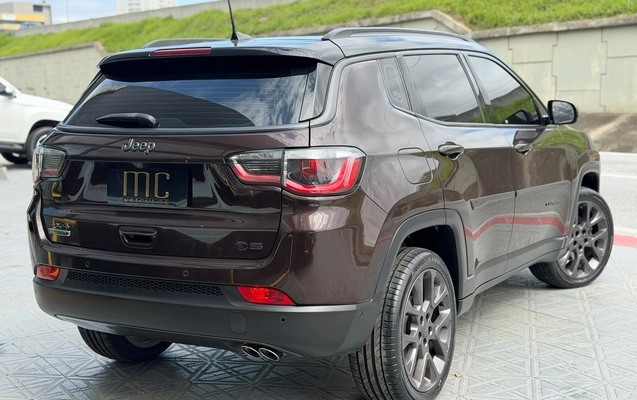imagem-https://www.socarrao.com.br/sc-vehicle-images-prod/3412281/1787591557625-003_e2ba0bdf32d230bd84890728df1f493c.jpeg