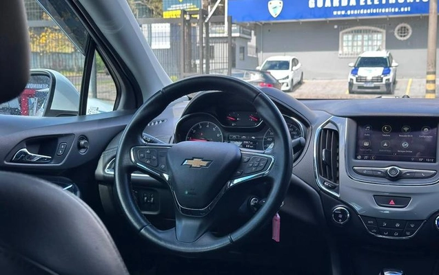 imagem-https://www.socarrao.com.br/sc-vehicle-images-prod/3412569/1787689041785-8410715_0_B_c20cd95b28.jpeg