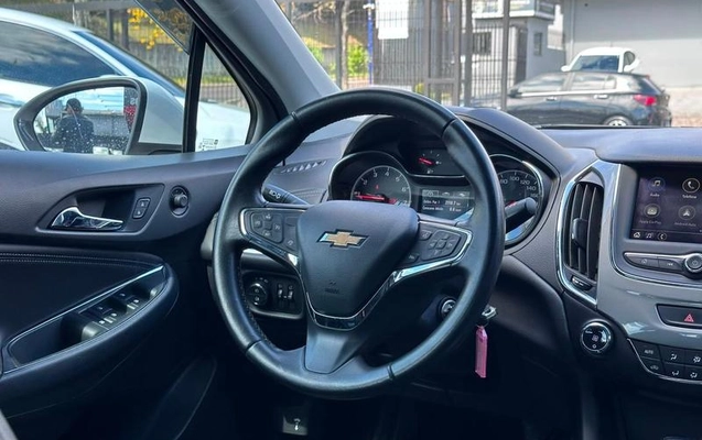 imagem-https://www.socarrao.com.br/sc-vehicle-images-prod/3412569/1787689041786-8410715_0_B_0a84fe76f7.jpeg