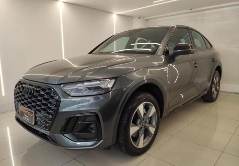Audi Q5 2022 Cinza — foto 1 de 3