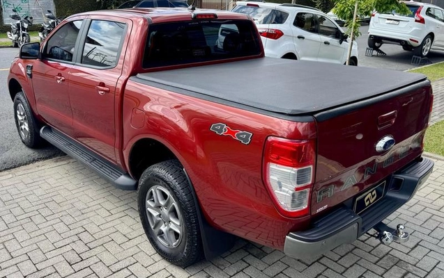 imagem-https://www.socarrao.com.br/sc-vehicle-images-prod/3413035/1787752567459-8410597_1_B_6121ebc016.jpeg