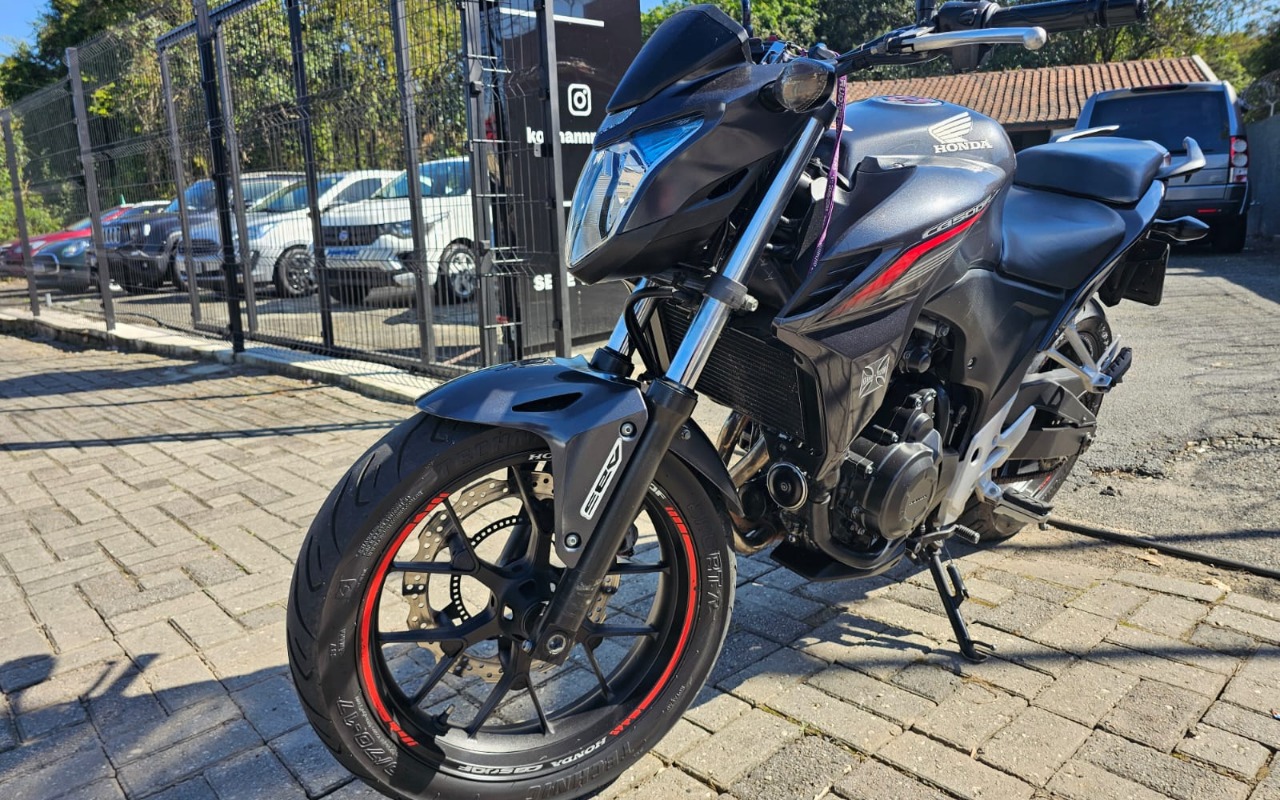 Honda CB 500F 2015 Preto — foto 1 de 3