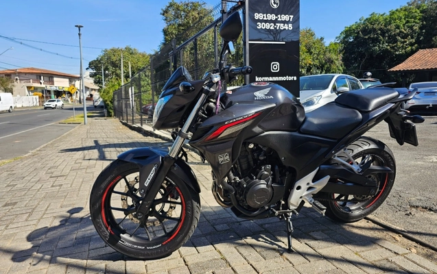 imagem-https://www.socarrao.com.br/sc-vehicle-images-prod/3413041/1787593780283-V2hhdHNBcHAgSW1hZ2UgMjAyNi0wOC0yNCBhdCAxNC40MC4wNC5qcGVn.jpeg