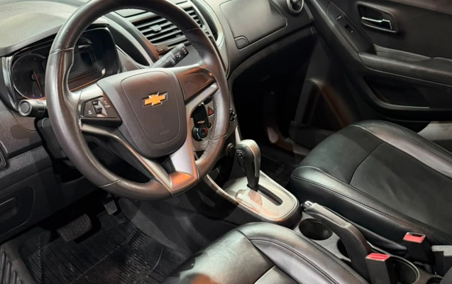 imagem-https://www.socarrao.com.br/sc-vehicle-images-prod/3413385/1787594810196-V2hhdHNBcHAgSW1hZ2UgMjAyNi0wOC0yMSBhdCAxMC41OS4xNyAoMykuanBlZw.jpeg