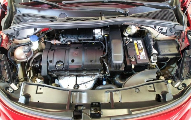 imagem-https://www.socarrao.com.br/sc-vehicle-images-prod/3413427/1789066782081-8410992_16_B_690a2e6a4e.jpeg
