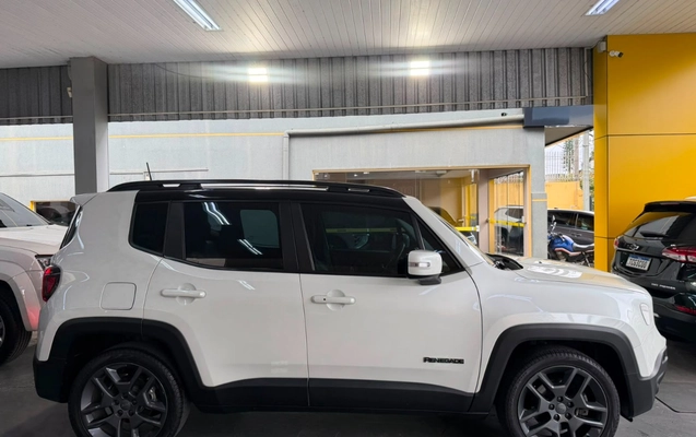 imagem-https://www.socarrao.com.br/sc-vehicle-images-prod/3413540/1787595323519-MjUuanBlZw.jpeg