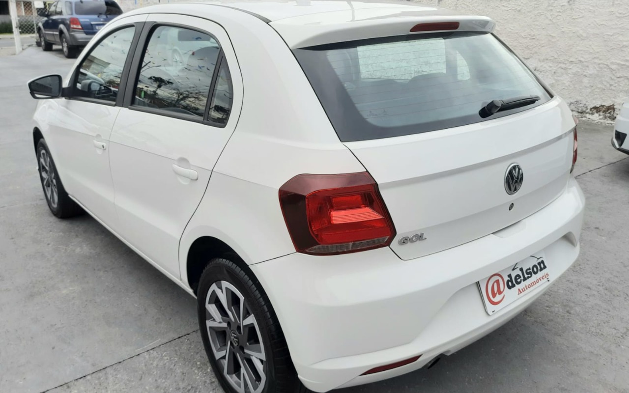 imagem-https://www.socarrao.com.br/sc-vehicle-images-prod/3413580/1787673939371-Ni5qcGVn.jpeg
