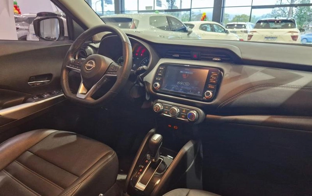 imagem-https://www.socarrao.com.br/sc-vehicle-images-prod/3413947/1790001431997-8411320_13_B_91cc3b5a54.jpeg