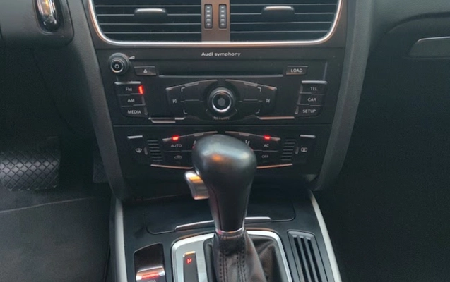 imagem-https://www.socarrao.com.br/sc-vehicle-images-prod/3414008/1787679716989-SU1HXzIwMjYwODI0XzE0MzI1OTQwMV9IRFIuanBn.jpg