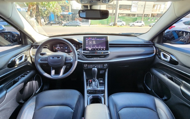 imagem-https://www.socarrao.com.br/sc-vehicle-images-prod/3414124/1789072684059-2a296864-2b11-4078-9868-de37305edd17.jpg