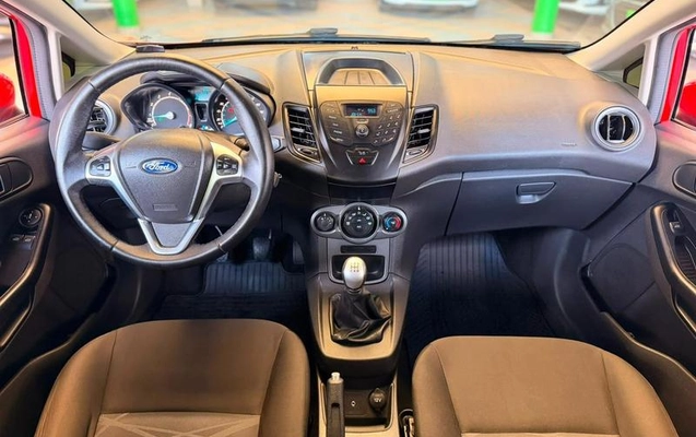 imagem-https://www.socarrao.com.br/sc-vehicle-images-prod/3414237/1789670194047-8401334_4_B_c0247e44bb.jpeg