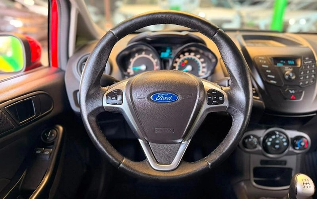 imagem-https://www.socarrao.com.br/sc-vehicle-images-prod/3414237/1789670194048-8401334_2_B_c340c54b52.jpeg