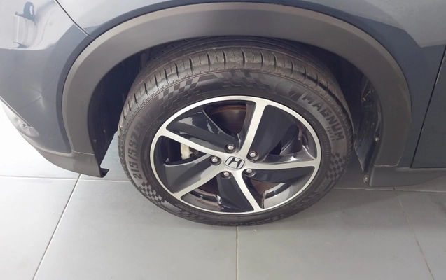 imagem-https://www.socarrao.com.br/sc-vehicle-images-prod/3414707/1787763794804-Y6b1SdXuVX0vukoxlzTNVdE4oiWwEEr0.jpg