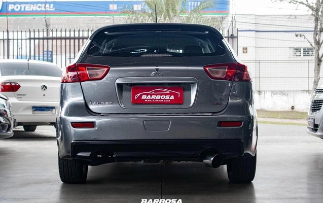 imagem-https://www.socarrao.com.br/sc-vehicle-images-prod/3414712/1787598642142-8410783_10_B_236f3eb586.jpeg