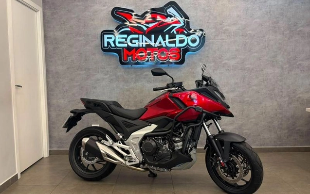 imagem-https://www.socarrao.com.br/sc-vehicle-images-prod/3414716/1789414465240-8398101_1_B_c2e83fda28.jpeg