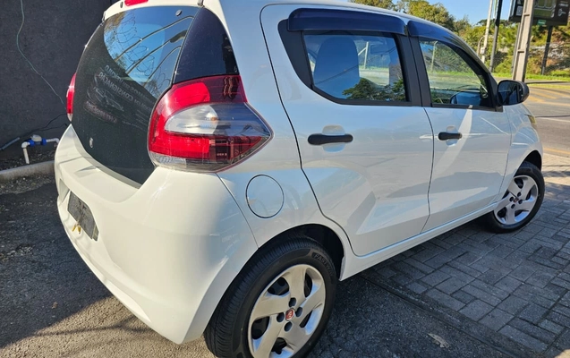 imagem-https://www.socarrao.com.br/sc-vehicle-images-prod/3414870/1787599030052-V2hhdHNBcHAgSW1hZ2UgMjAyNi0wOC0yNCBhdCAxNS4zNS4xMCAoMSkuanBlZw.jpeg