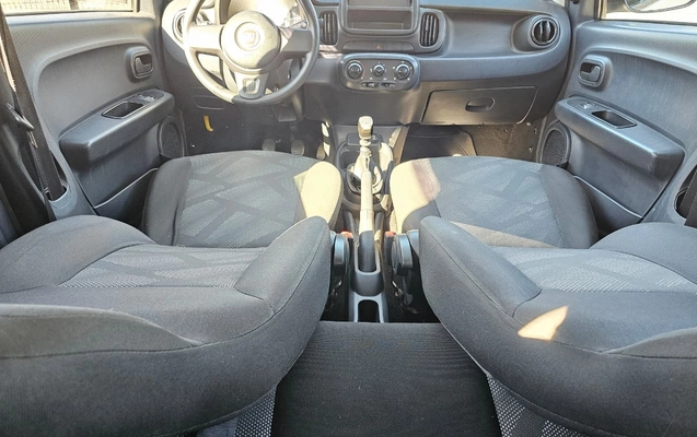 imagem-https://www.socarrao.com.br/sc-vehicle-images-prod/3414870/1787599030228-V2hhdHNBcHAgSW1hZ2UgMjAyNi0wOC0yNCBhdCAxNS4zNS4xMCAoMikuanBlZw.jpeg