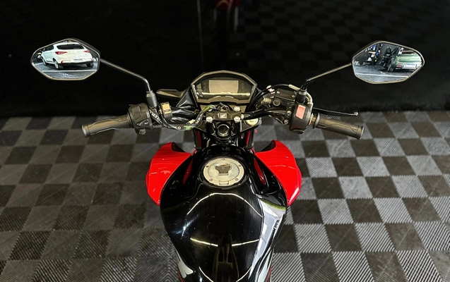 imagem-https://www.socarrao.com.br/sc-vehicle-images-prod/3415112/1787599709378-7_054552.jpg