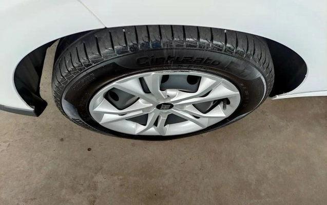 imagem-https://www.socarrao.com.br/sc-vehicle-images-prod/3415115/1789417825855-8411745_14_B_654d1d80bb.jpeg